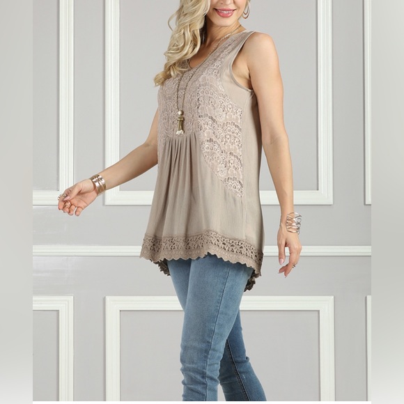 Suzanne Betro Lace Tunic Size S - Picture 2 of 9